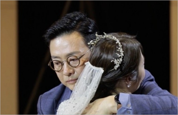 윤다훈 미혼부 이혼 루머와 <b>이영하 재혼설</b> 해명 전 아내... 