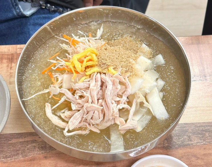  간이랑 천엽을 서비스로 주는 초계국수 맛집|쫄깃한 찰보리면과 시원한 육수가 일품인 초계명가|메뉴도 다양해서 싸울일 없음