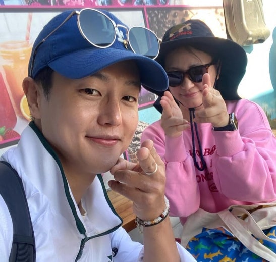 채코제 원지 결혼 발표 비즈니스 커플 끝