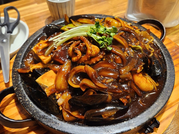  춘천 세모네돌짜장 / 인스타 광고가 오버가 아니었던 짱맛집!