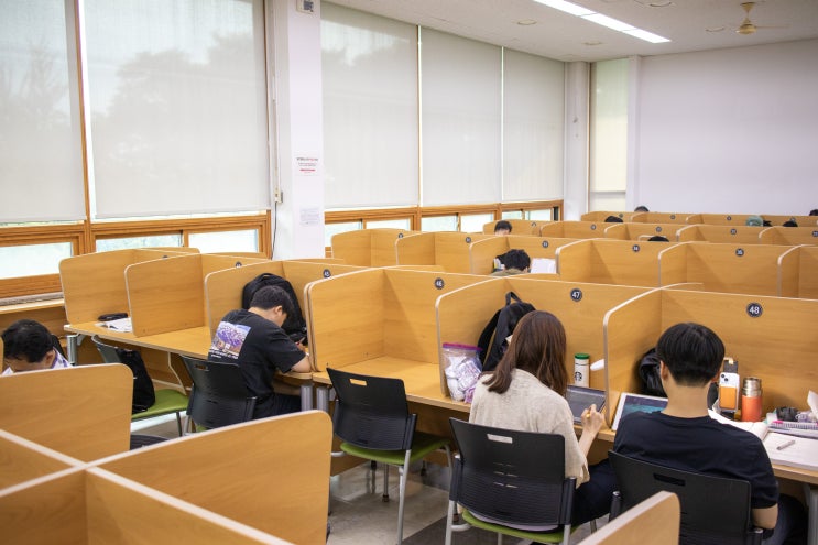  서울 도서관 추천 남산도서관 주차장 대형 열람실