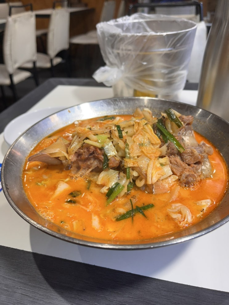  [충무로역/맛집] 낭만짬뽕 재방문 등뼈짬뽕(면), 군만두 반접시(4개)