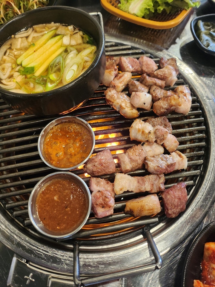  화정동고기집 야자숯으로 숯불 맛 완벽한 직화구이집
