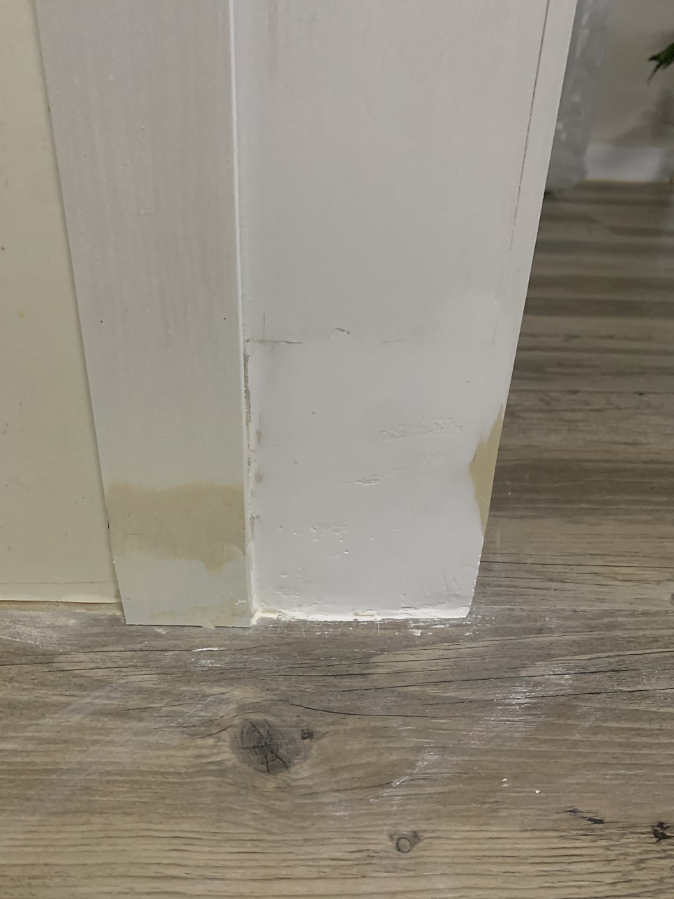 문틀시트지 보수 손상된 문틀몰딩 원상복구 서울강남
