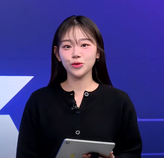 <b>엔비디아</b>, <b>AI 투자</b> 확대에 5% 상승, 딥시크 충격 극복