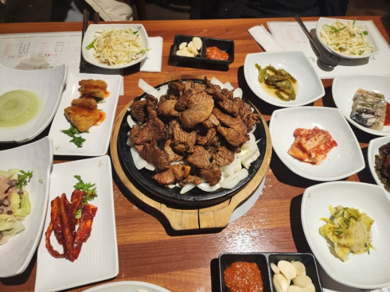 [청주석갈비맛집] 가족모임, 부모님과 식사하기 딱 좋은 석갈비맛집 "단풍나무석갈비"