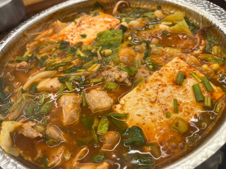  관평동 찌개 맛집! 대청얼큰오징어찌개 – 얼큰한 국물 한입에 피로가 싹~