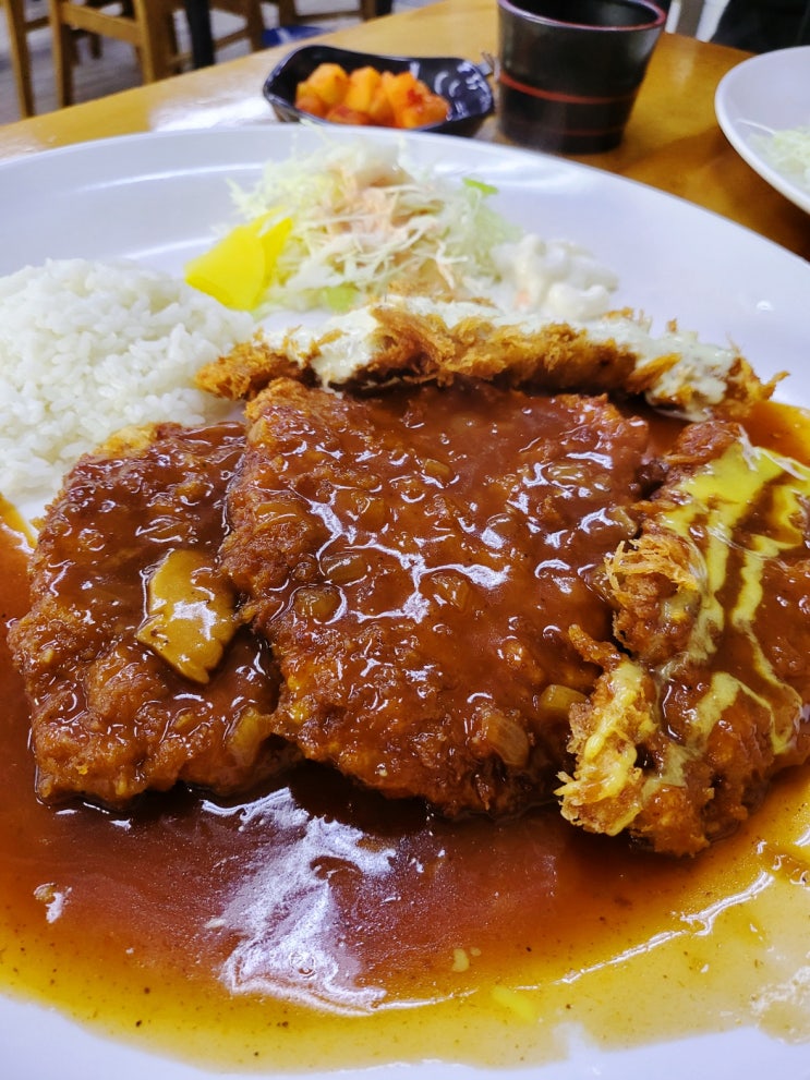  신중동 역 성북동 왕 돈까스 변함없이 오랫동안 꾸준한 맛!