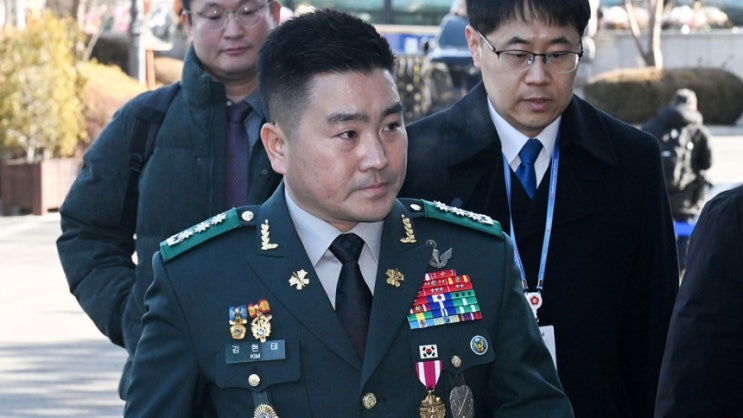 출석, <b>계엄</b> 해제 지시 논란에 대한 김현태 <b>특전사</b>... 