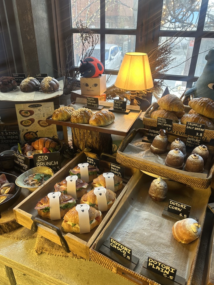  [용산/삼각지]도토리 용산점 / 용리단길 반려동물 동반 카페, 수제 그릭요거트