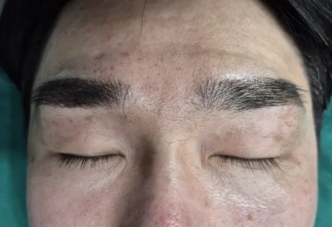  ️주의. 남자도 외모관리는 필수! 전주남자눈썹문신으로    첫 눈썹만들기.