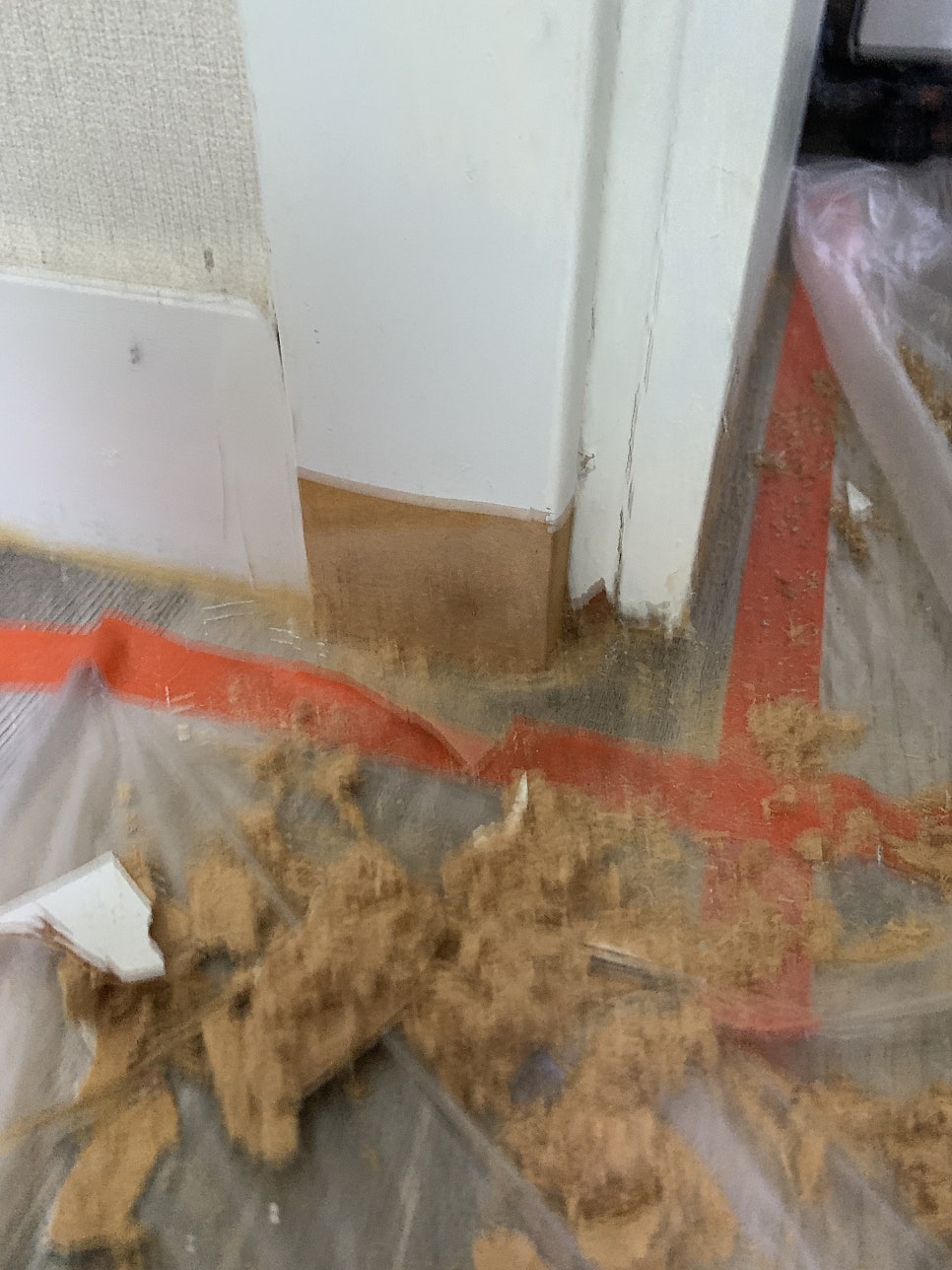 문틀시트지 보수 손상된 문틀몰딩 원상복구 서울강남