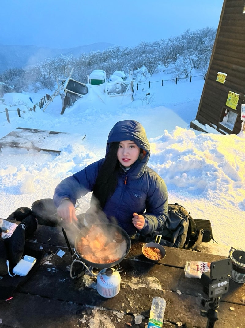 덕유산 향적봉대피소 1박2일 숙박 예약사이트