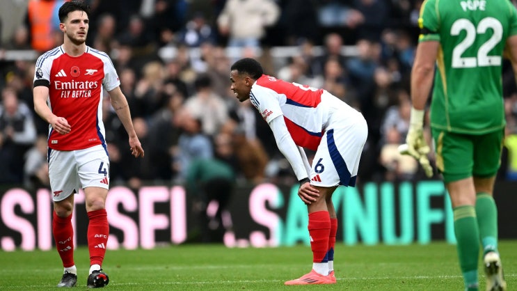  아스널, <b>뉴캐슬</b>에 <b>완패</b>… 리그컵 결승행 실패!