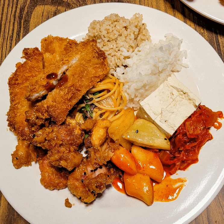삼성동 맛집 밥스키친 - <b>사당귀</b> <b>김병현</b> 직장인 9,900원 뷔페