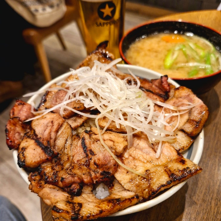 삿포로 역 근처 스텔라 플레이스 맛집 잇핀, 돼지고기 덮밥 부타동 웨이팅 돈지루 예약