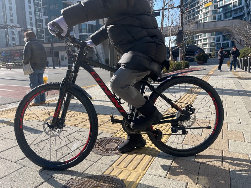 송파 위례신도시 자전거 매장-- 27.5 MTB 자전거 마젠타370D 신제품 코난트 출고