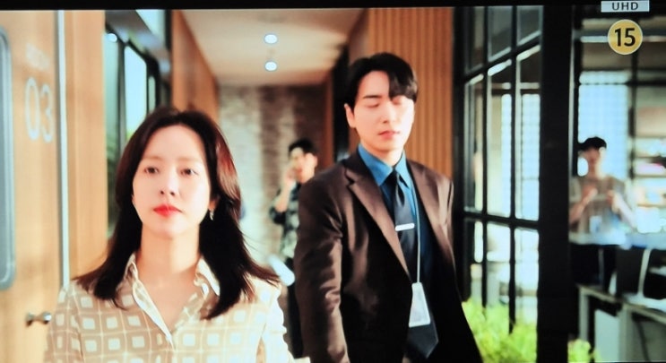 <b>한지민</b><b>이준혁</b>, 운명적 인연에서 공개 연애까지! '<b>나완비</b>... 