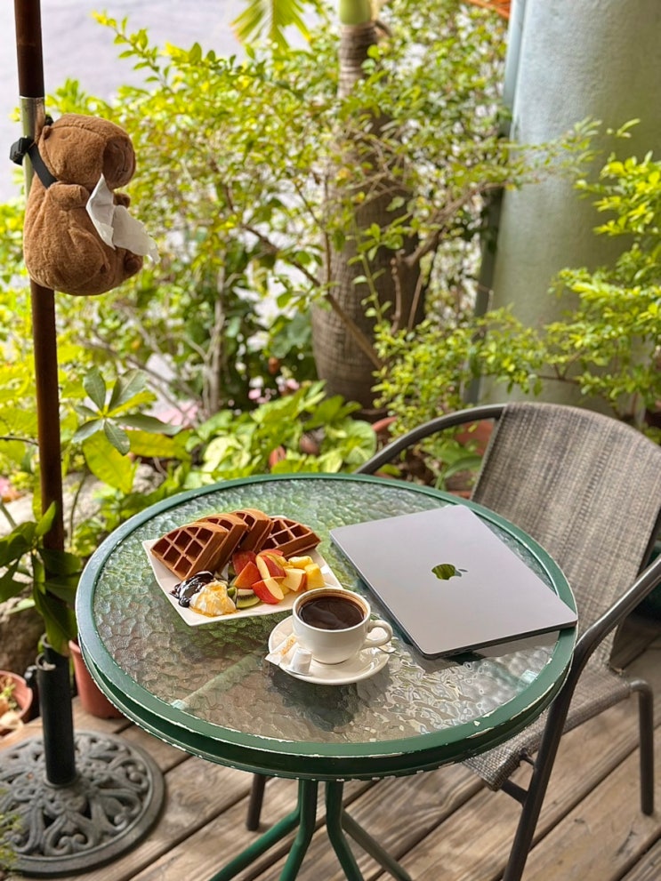  대만 가오슝 자유여행 카페 Lu Bo Cafe : 브런치 와플 맛집