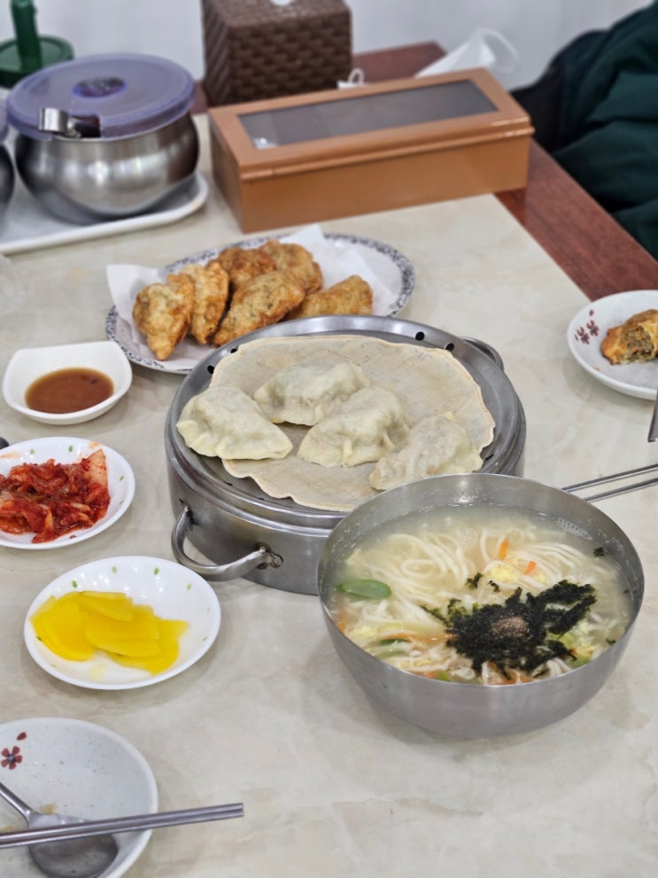  여수 시내 현지인 맛집 통만두집 이순신광장 근처 먹거리