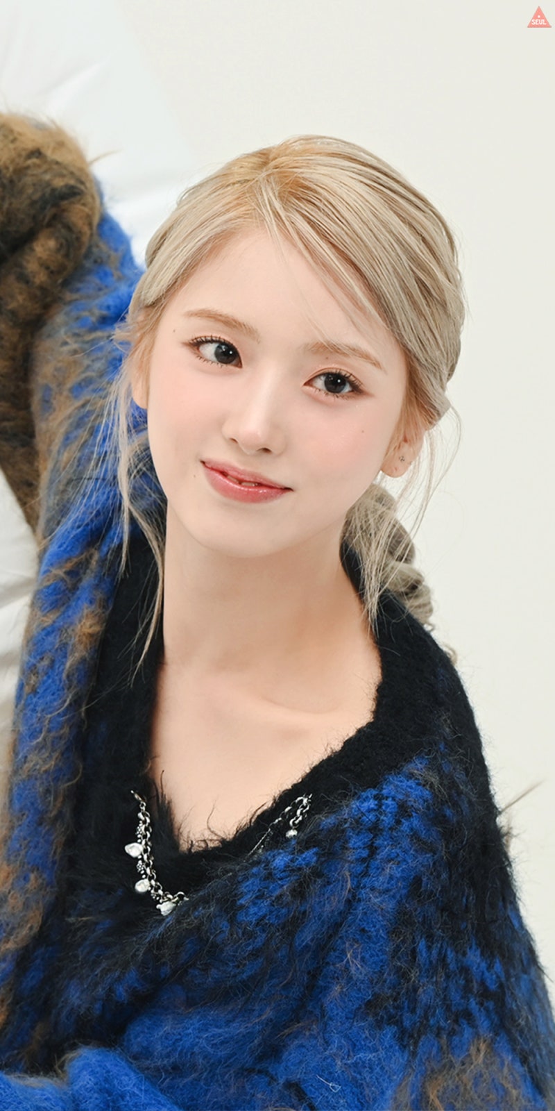 엔믹스 지우 에스콰이어 잡지 화보 배경화면_by.슬짱