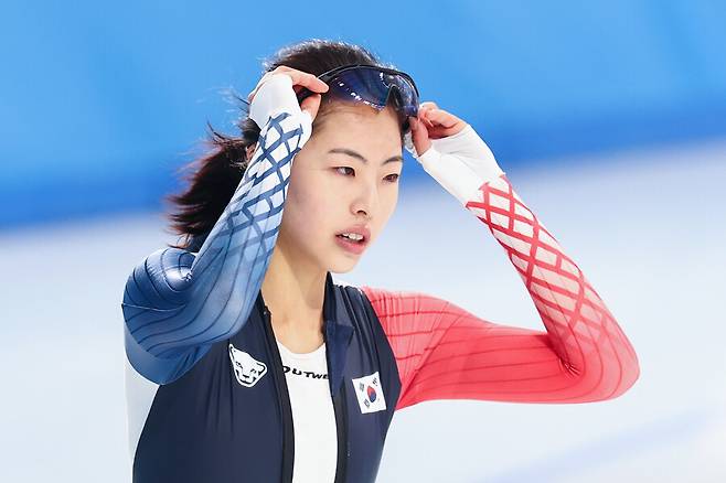 <b>이나현</b>, 스피드 스케이팅 100m <b>금메달</b>…우승후보  <b>김민선</b>... 