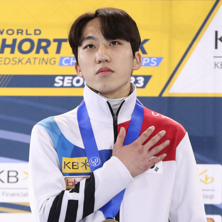 박지원 린샤오쥔 꺾고 하얼빈 아시안게임 1,500M 금메달로 2관왕 세계최강 재확인, 중국 순롱의 반칙도 뚫었다!! 장성우 동메달 추가