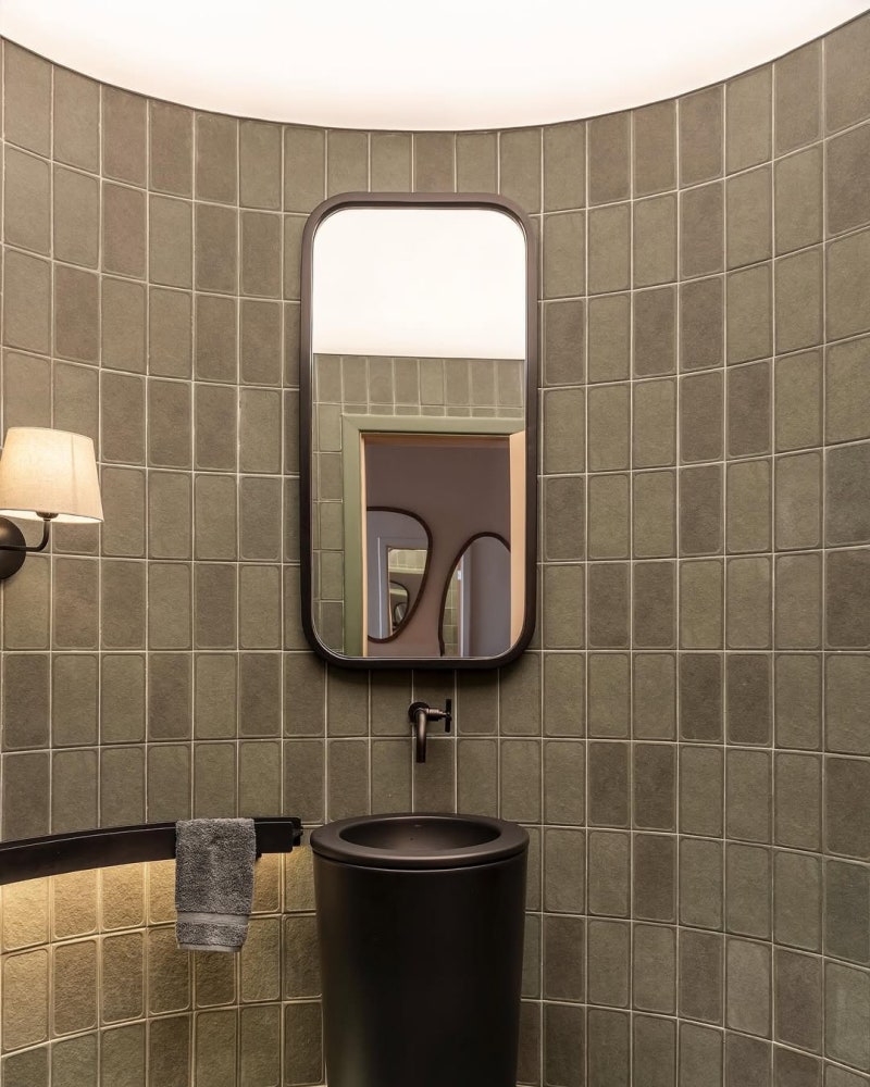 매력적인 아주 작은 욕실