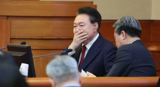 윤 <b>대통령</b> "‘<b>인원</b>’ 표현 써본 적 없다" 주장… <b>발언</b> 직후... 
