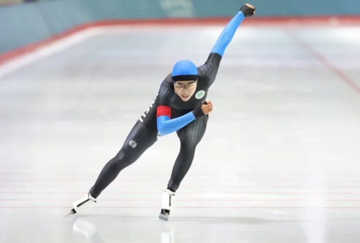 <b>이나현</b>, 스피드스케이팅 여자 100m 금메달…<b>김민선</b> 0.004초... 