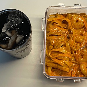 [개신 77집: 문화] 개신이와 함께하는 다회용기 체험 섬네일