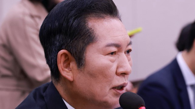 <b>정청래</b>, “윤석열 감옥 보내야” 국회 <b>법사위</b> 사이다 <b>발언</b>