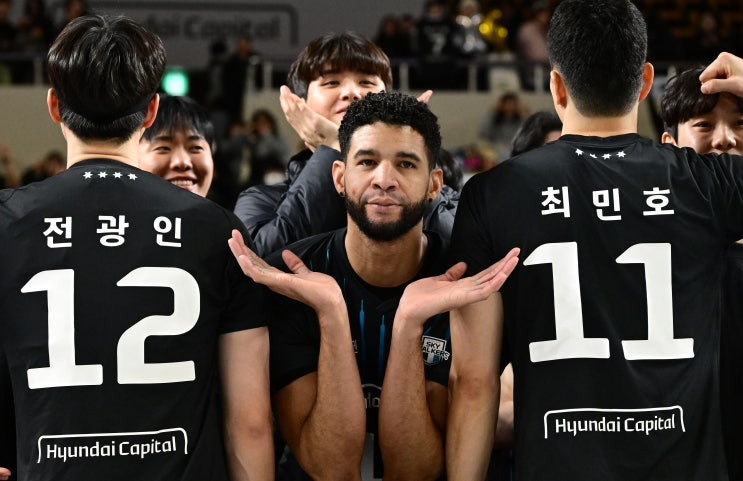 <b>레오</b>, V-리그 역대 2호 6500점 달성...<b>득점 1위</b> <b>박철우</b>... 