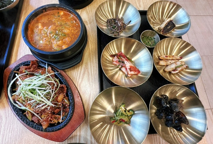  가족모임하기 좋은 하남(스타필드 근처) 12첩 반상 한정식 밥집: 유담들밥 하남점
