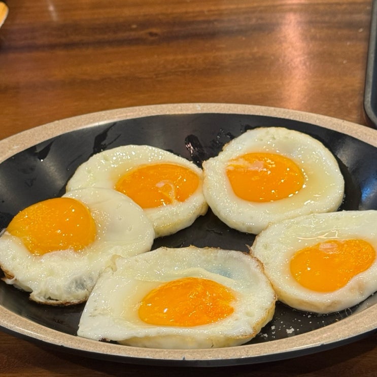  김포공항 국제선 맛집 정테이블