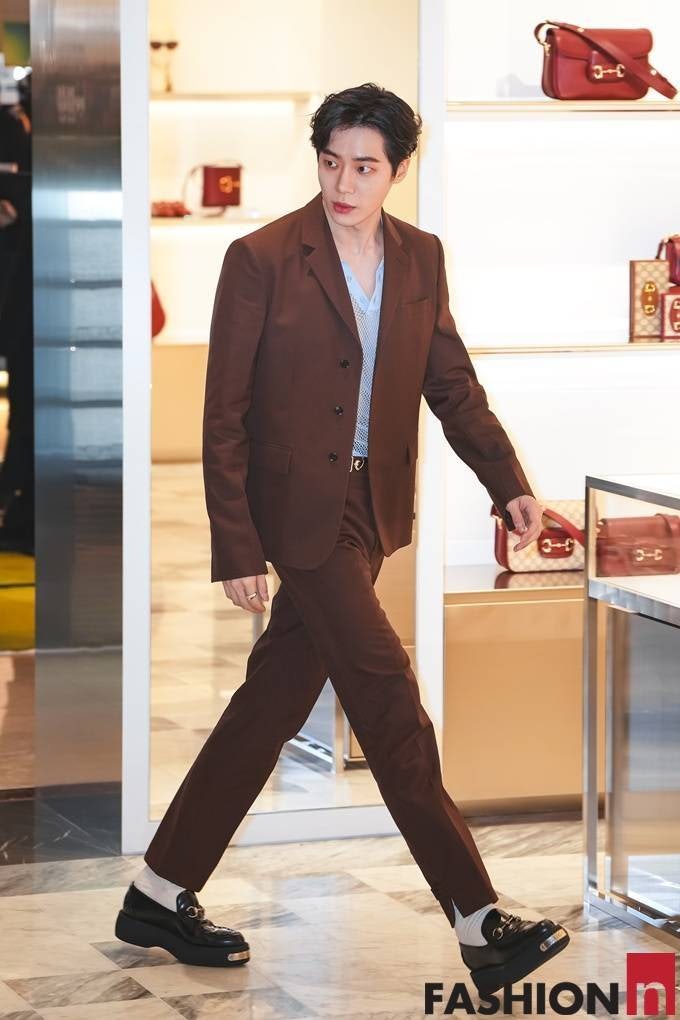 요즘 대세 <b>추영우</b>! 187cm 구찌 <b>수트핏</b>