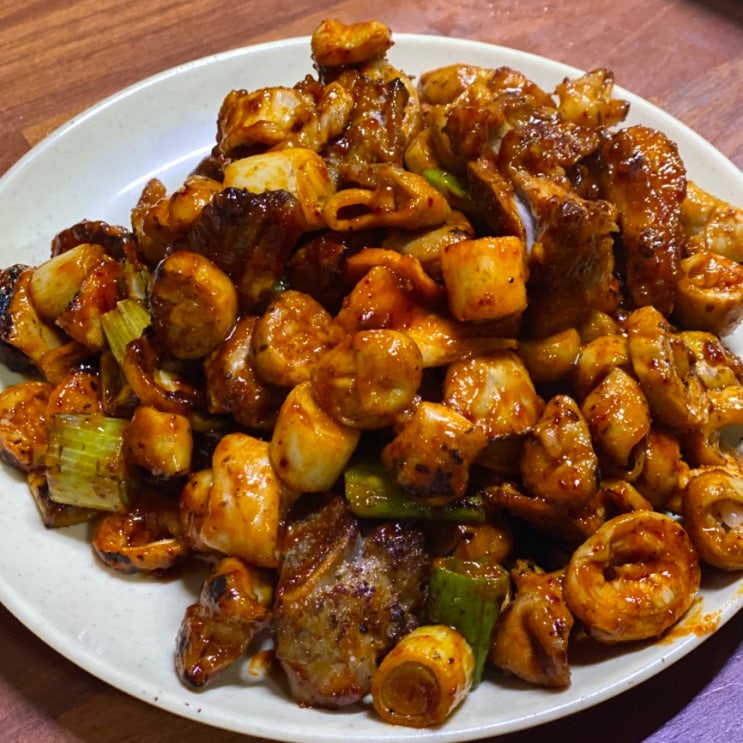  [전라도 군산여행] 숯불향 가득한 웨이팅 곱창볶음 맛집, 순돌이곱창 (추천)
