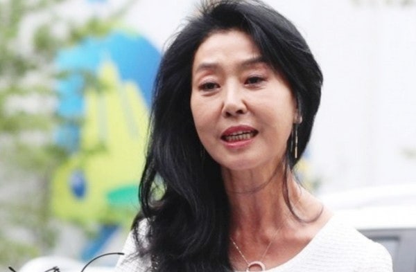 배우 김부선 프로필 나이 고향 학력 경력 이재명 저격 김용 징역 판결 환호