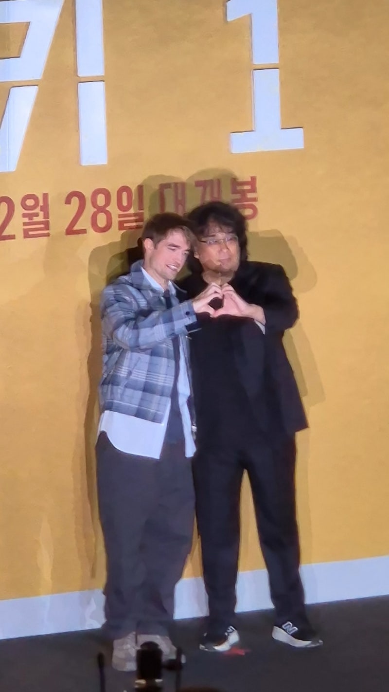 가을 감성 여행지: 단풍과 호수의 환상적인 만남, image size:800x1422