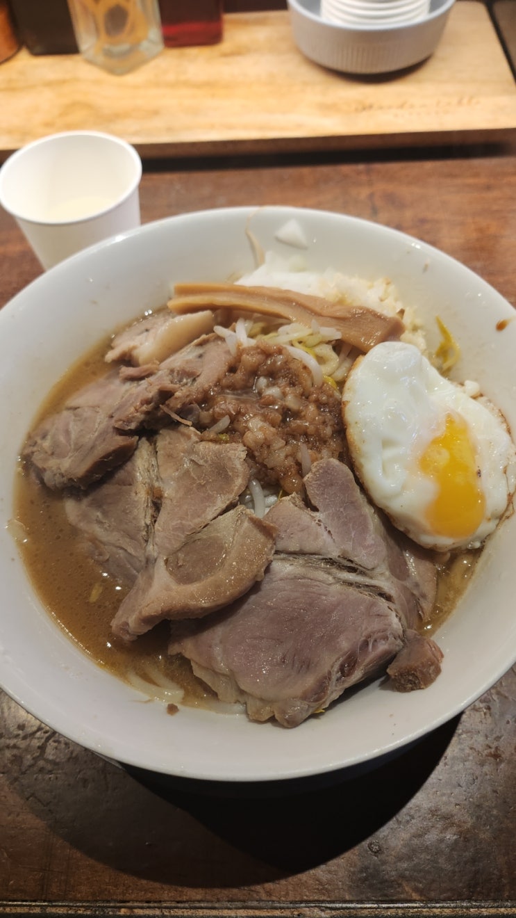  대구 중구 일본식 찐 라멘맛집 WCRD나의 피는 라멘으로 되어있어
