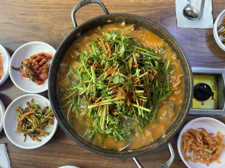  노스팜CC 맛집 파주민물매운탕 빠가 참게의 깊은 감칠맛