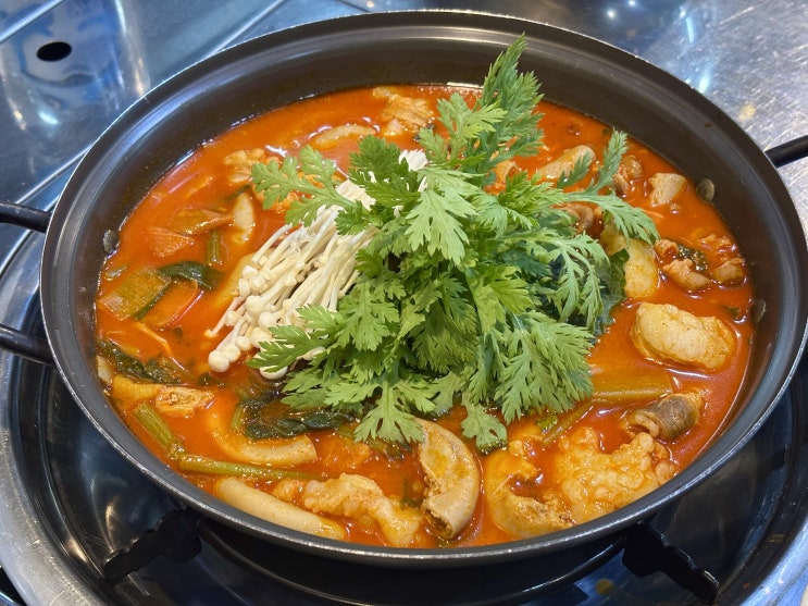  동두천 생연동 맛집 깔끔한국물 곱창전골 - 곱하다