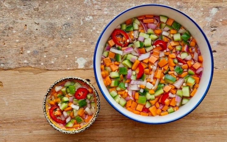  도네시아의 피클 아짜르 (Acar)