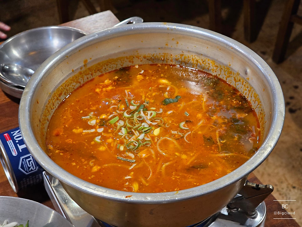 홍두깨족발 김제검산점 사진 1