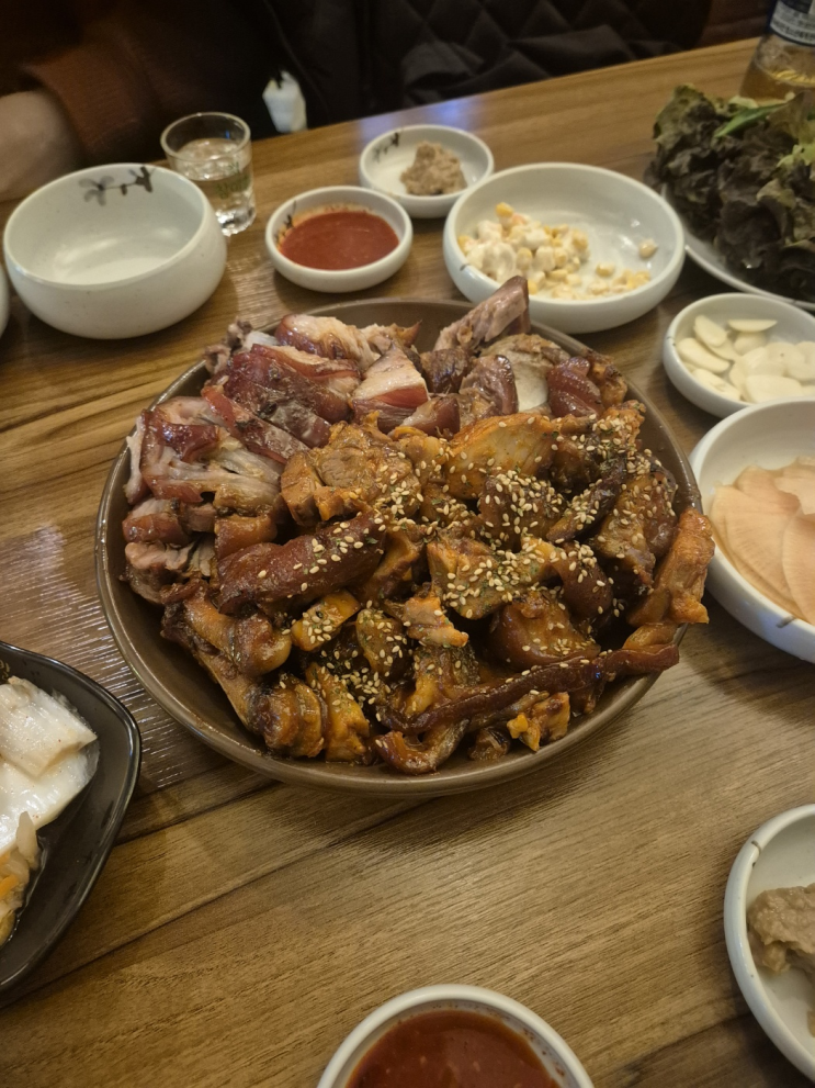  [강남구 일원동] 옹기족발 일원본점 (배달이 끊기지 않는, 근데 홀도 웨이팅이 있는 족발집)