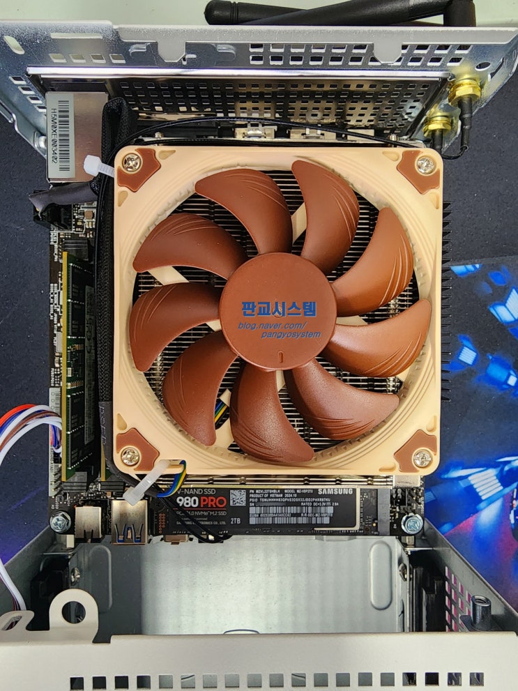  ASRock DeskMini X600 8600G 2TB 32GB 조립 대행