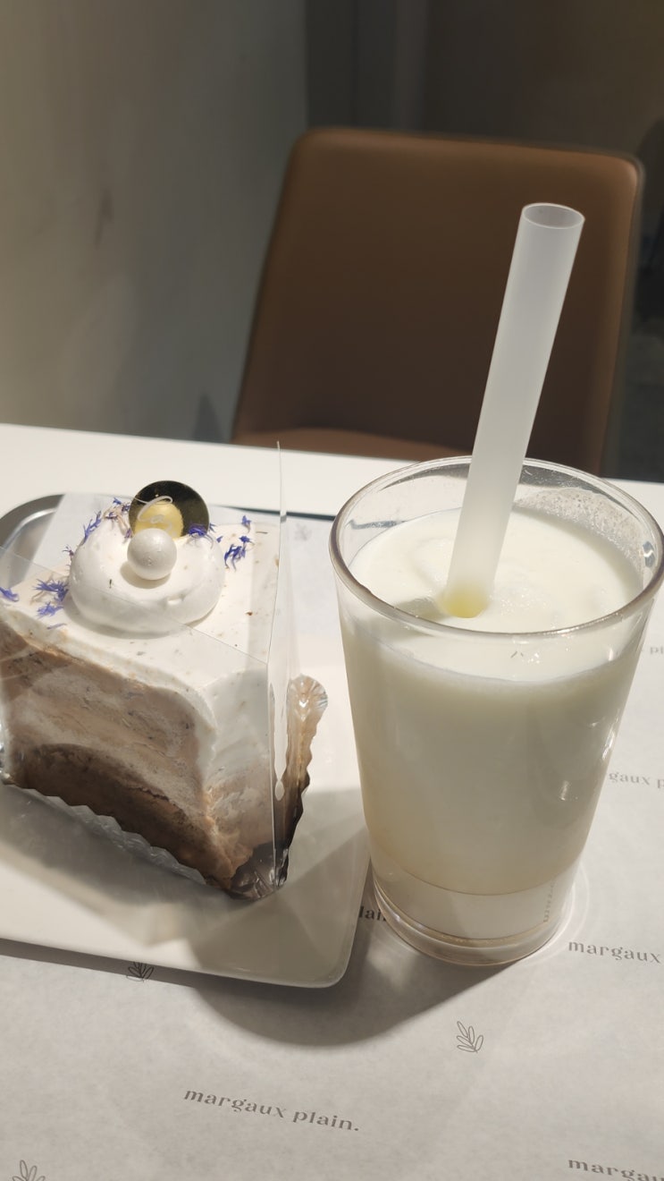  대구 북구 베이커리 대형카페 마고노더니스_마고플레인태전점