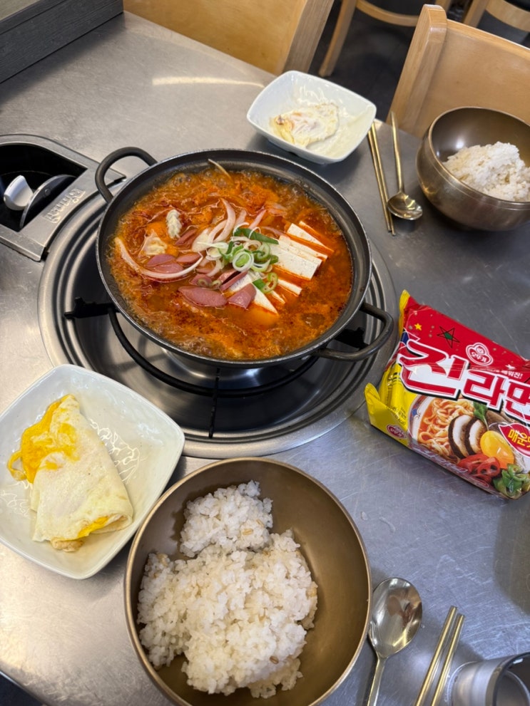  [대독장 교대점] 서초 교대역 김치찌개 맛집 내돈내산 후기 주차 가능 제로페이 가능