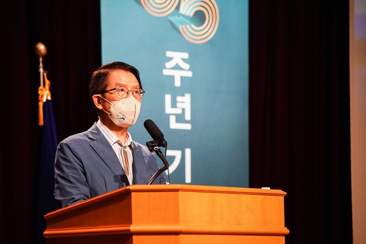 신창재, 어펄마 투자금 상환…어피니티 분쟁 '촉각'