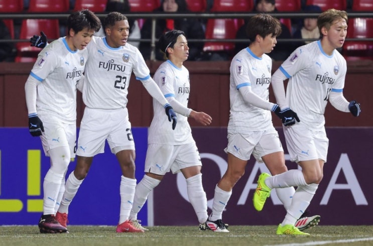 [ACLE] '<b>아스프로 퇴장</b>' 10명 싸운 <b>포항</b>, 가와사키에 0-4 완패..... 